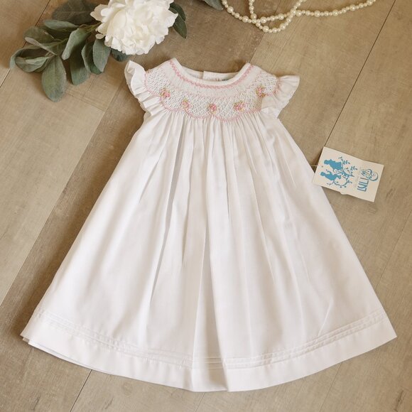 White Smocked Flutter Sleeve Dress Set Boutique 12 Months Hand -Embroidery NWT - Picture 4 of 6